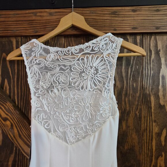 Lulus White Lace-Detail Sleeveless Sheath Wedding Dress XS Elegant Bridal Gown - Picture 9 of 12